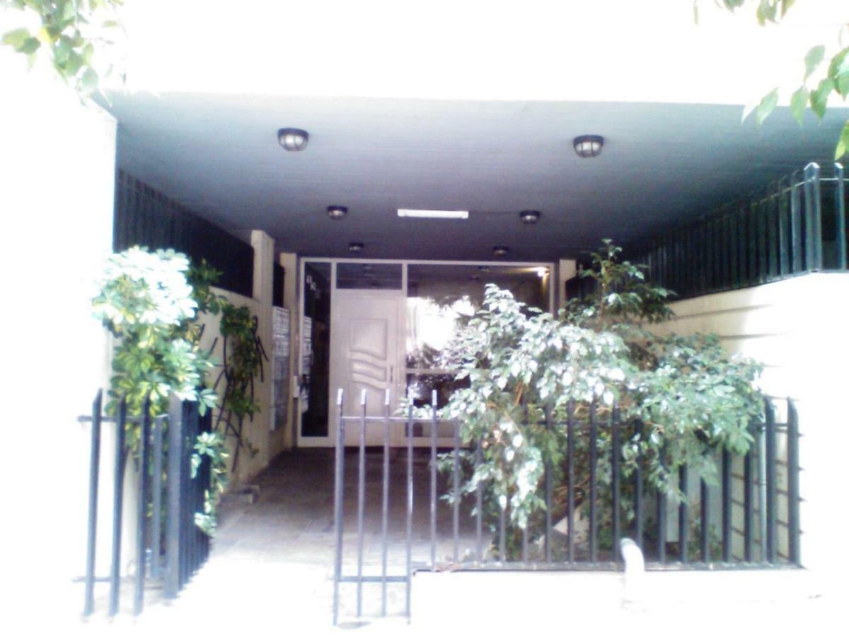 Tranquil Central Apt, Behind Athens Caravel Area Екстериор снимка