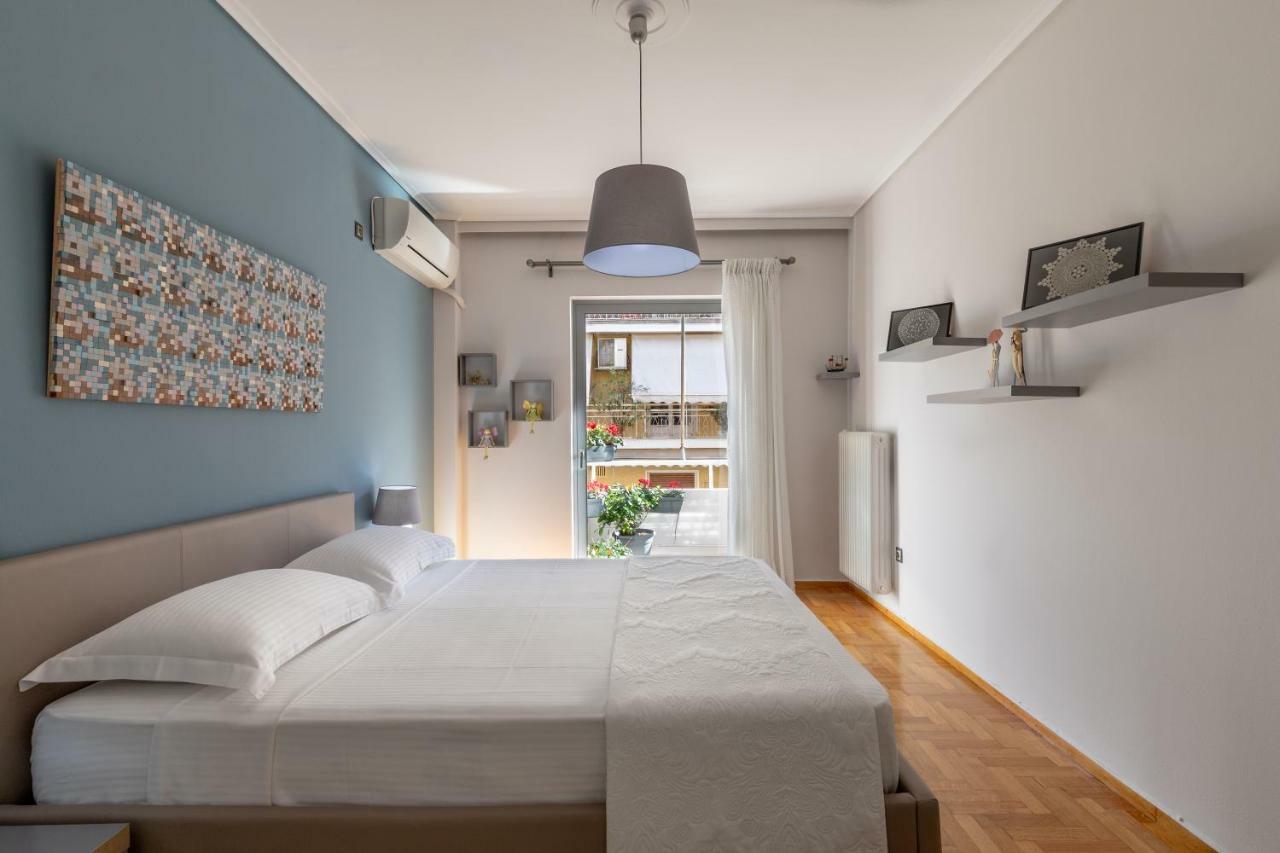 Tranquil Central Apt, Behind Athens Caravel Area Екстериор снимка
