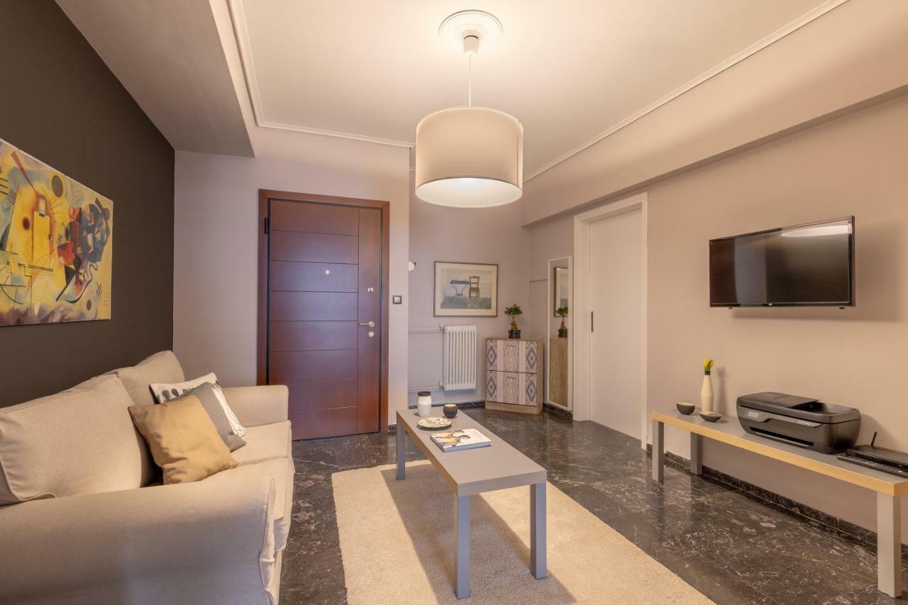 Tranquil Central Apt, Behind Athens Caravel Area Екстериор снимка