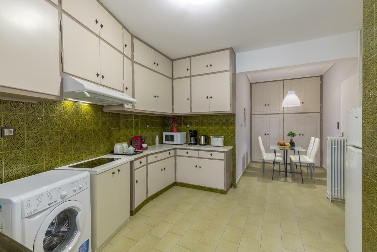 Tranquil Central Apt, Behind Athens Caravel Area Екстериор снимка