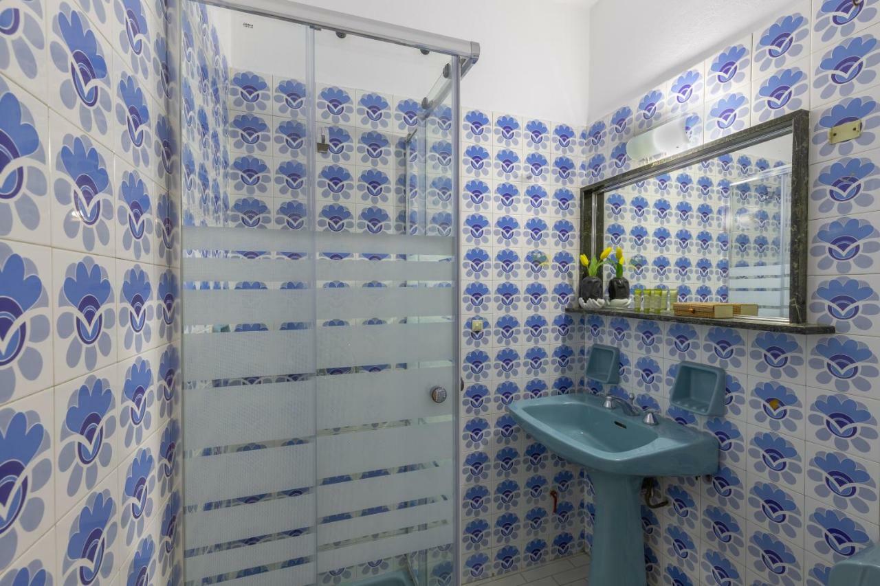Tranquil Central Apt, Behind Athens Caravel Area Екстериор снимка